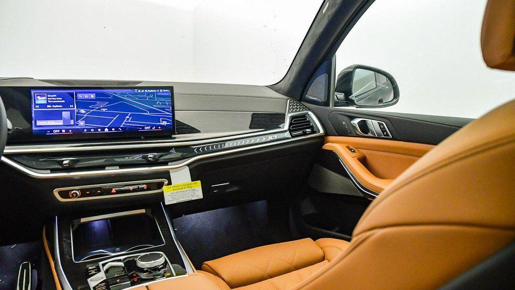 new 2026 BMW X7 car, priced at $95,665