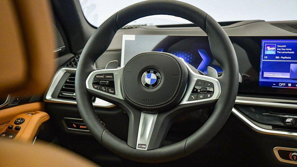 new 2026 BMW X7 car, priced at $95,665