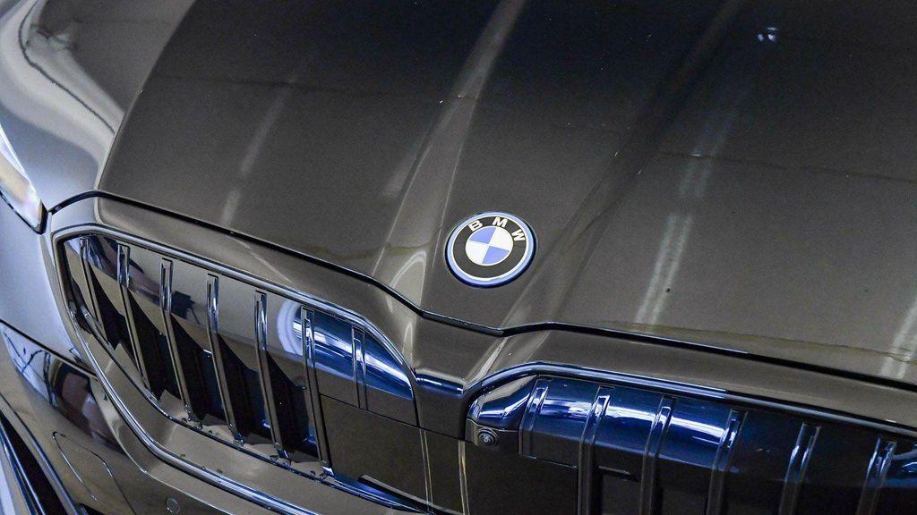 new 2026 BMW 550e car, priced at $84,275