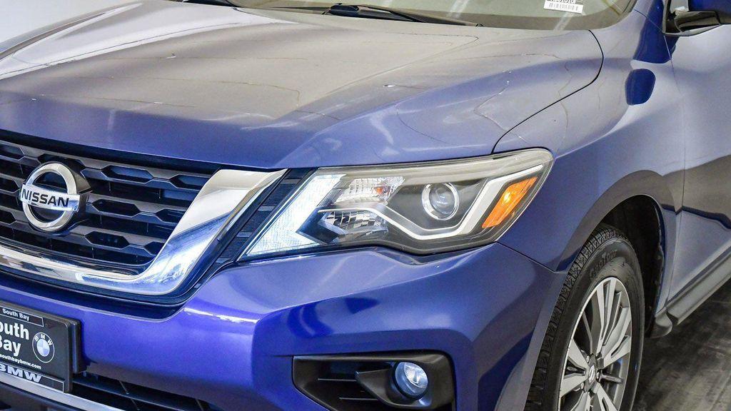 used 2020 Nissan Pathfinder car, priced at $15,841