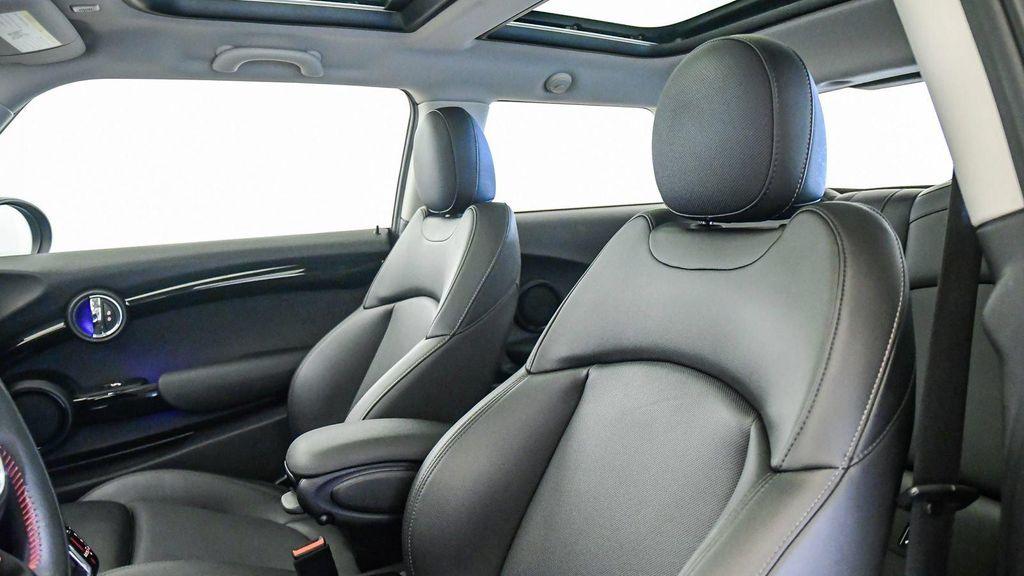 used 2020 MINI Hardtop car, priced at $20,977