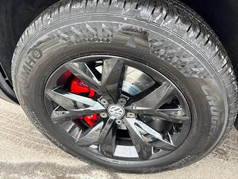 used 2019 Volkswagen Atlas car, priced at $18,989