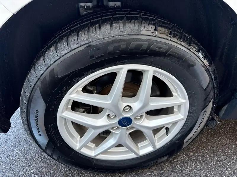 used 2021 Ford Edge car, priced at $17,495