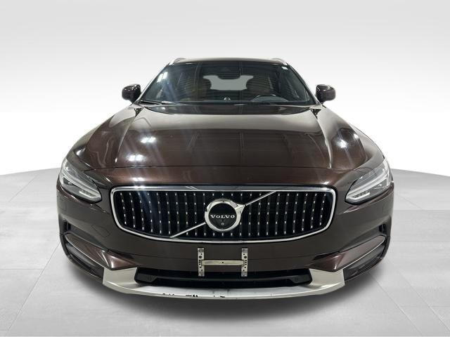 used 2017 Volvo V90 Cross Country car, priced at $16,394