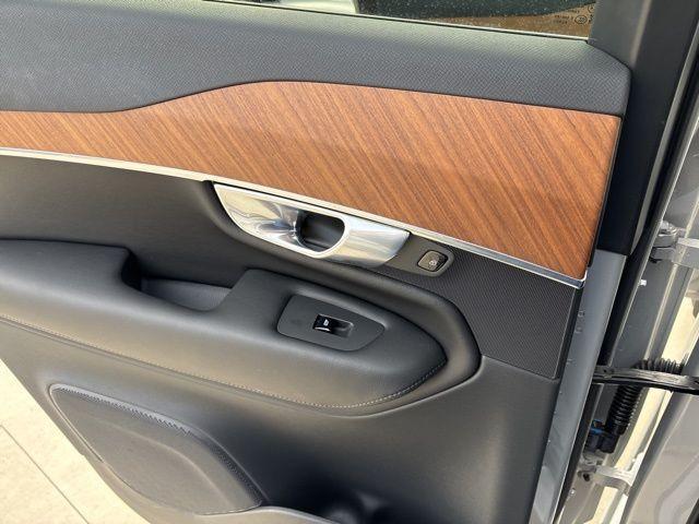 used 2023 Volvo XC90 Recharge Plug-In Hybrid car, priced at $44,596