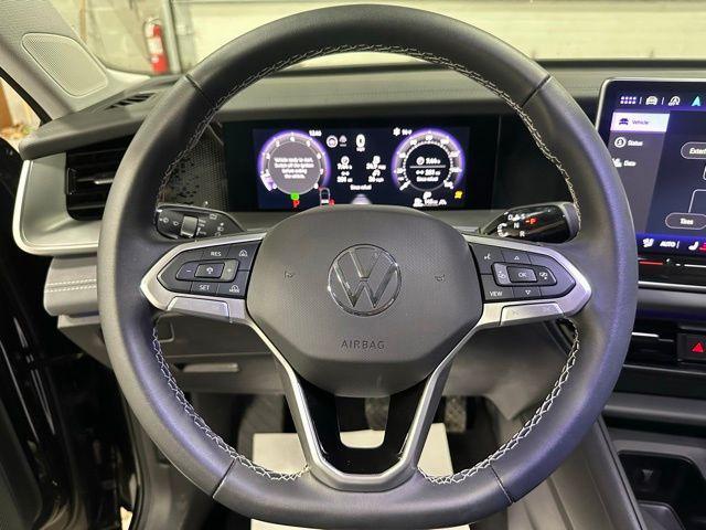 used 2025 Volkswagen Tiguan car, priced at $31,394