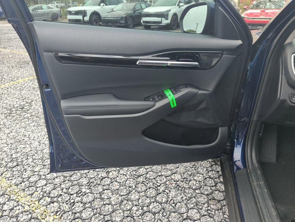 new 2026 Kia Seltos car, priced at $26,109
