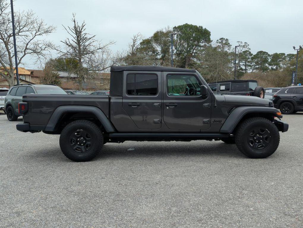 used 2021 Jeep Gladiator car, priced at $27,951