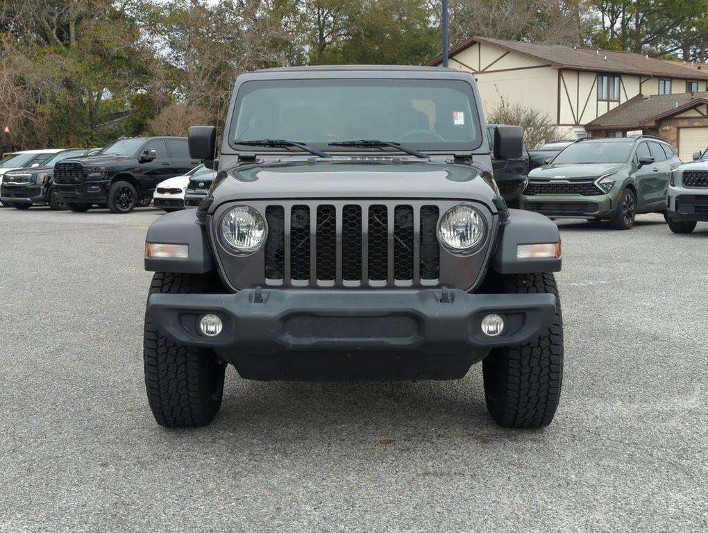 used 2021 Jeep Gladiator car, priced at $27,951