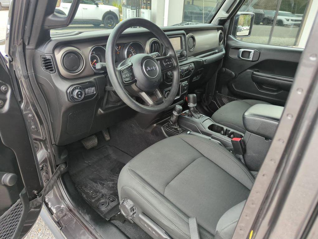 used 2021 Jeep Gladiator car, priced at $27,951