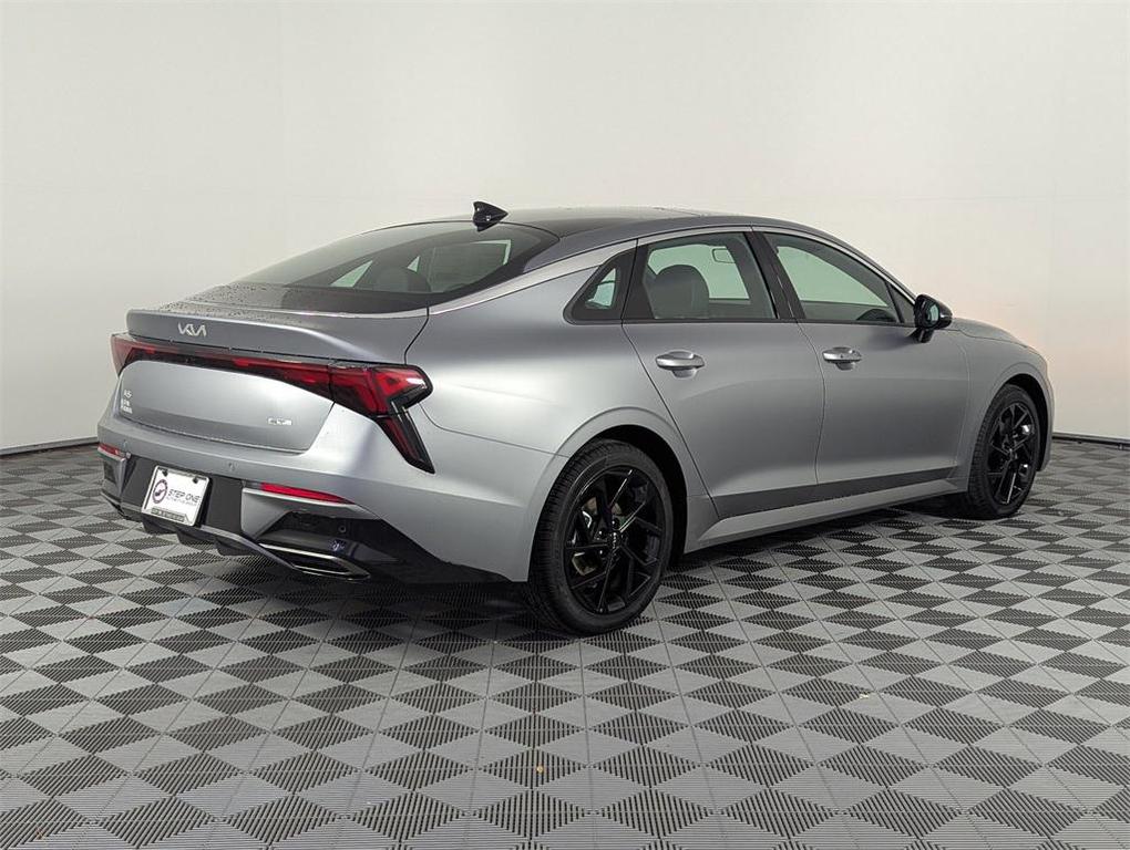 new 2026 Kia K5 car, priced at $30,127