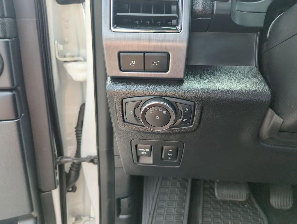 used 2019 Ford Expedition car, priced at $31,588