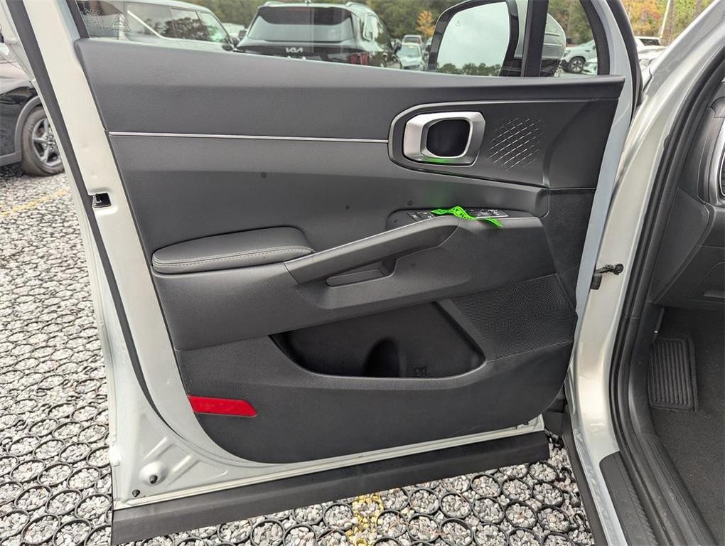 new 2026 Kia Sorento car, priced at $29,705