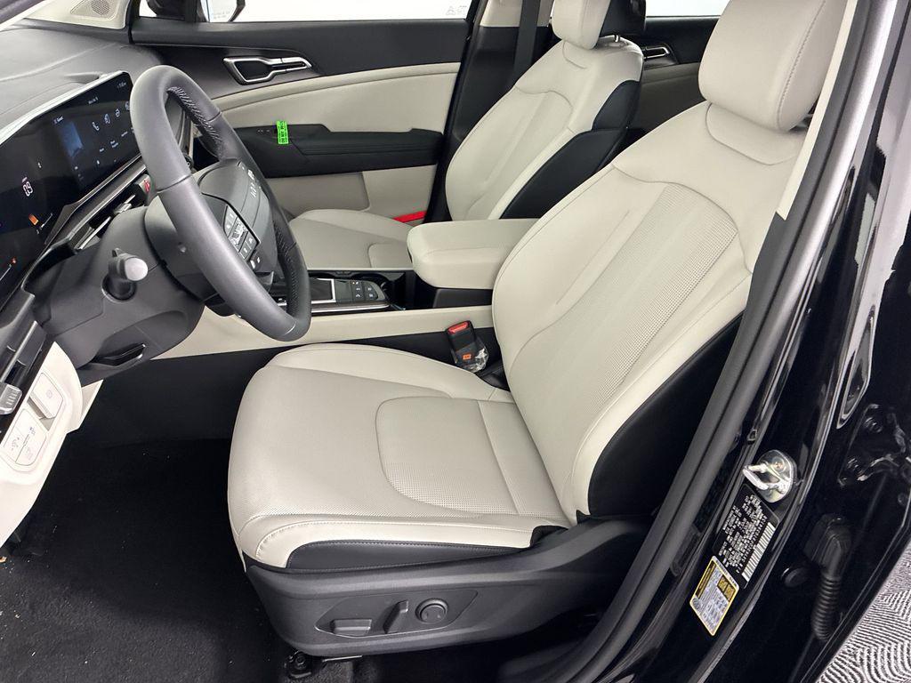 new 2026 Kia Sportage car, priced at $33,565