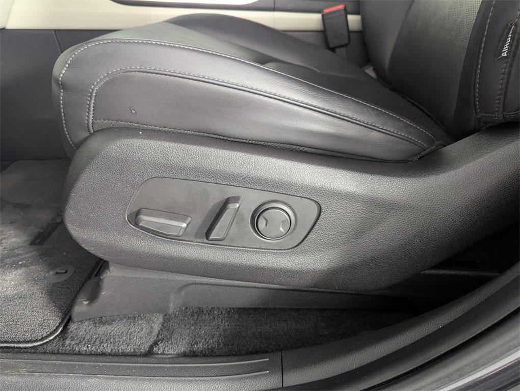 used 2022 Kia Carnival car, priced at $19,598