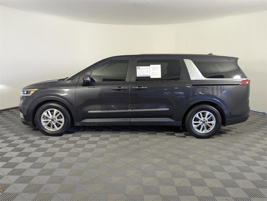 used 2022 Kia Carnival car, priced at $19,598