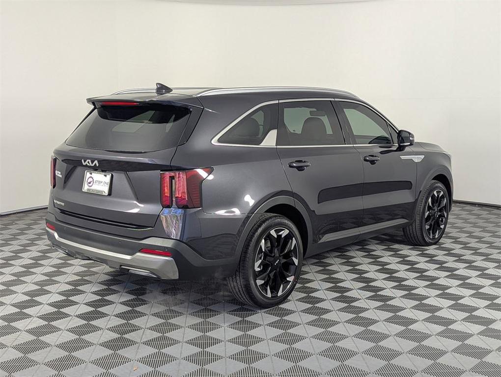 new 2026 Kia Sorento car, priced at $39,630