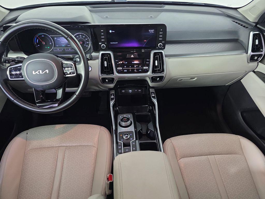 used 2022 Kia Sorento Plug-In Hybrid car, priced at $23,097