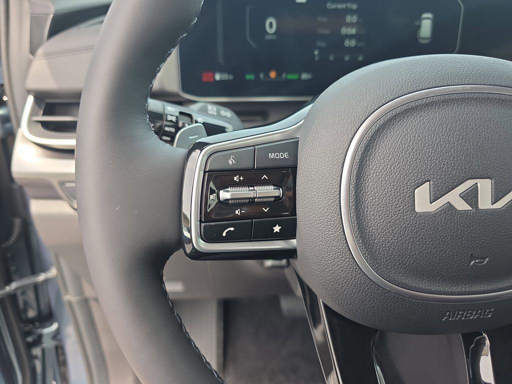 new 2026 Kia Carnival Hybrid car, priced at $48,001