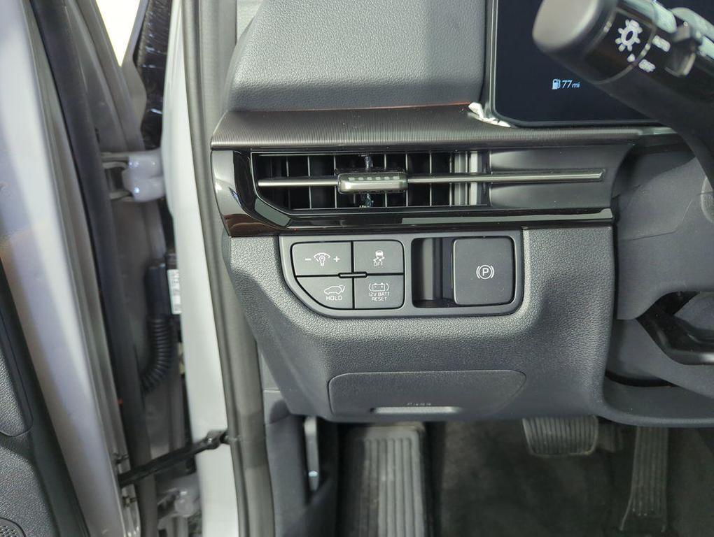 new 2026 Kia Sportage Hybrid car, priced at $38,900