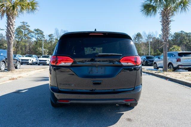 used 2020 Chrysler Pacifica car, priced at $17,990