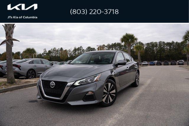 used 2022 Nissan Altima car, priced at $17,990