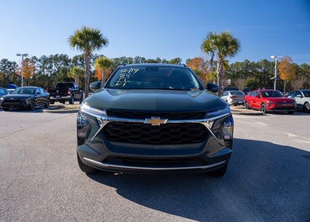 used 2025 Chevrolet Trax car, priced at $21,990