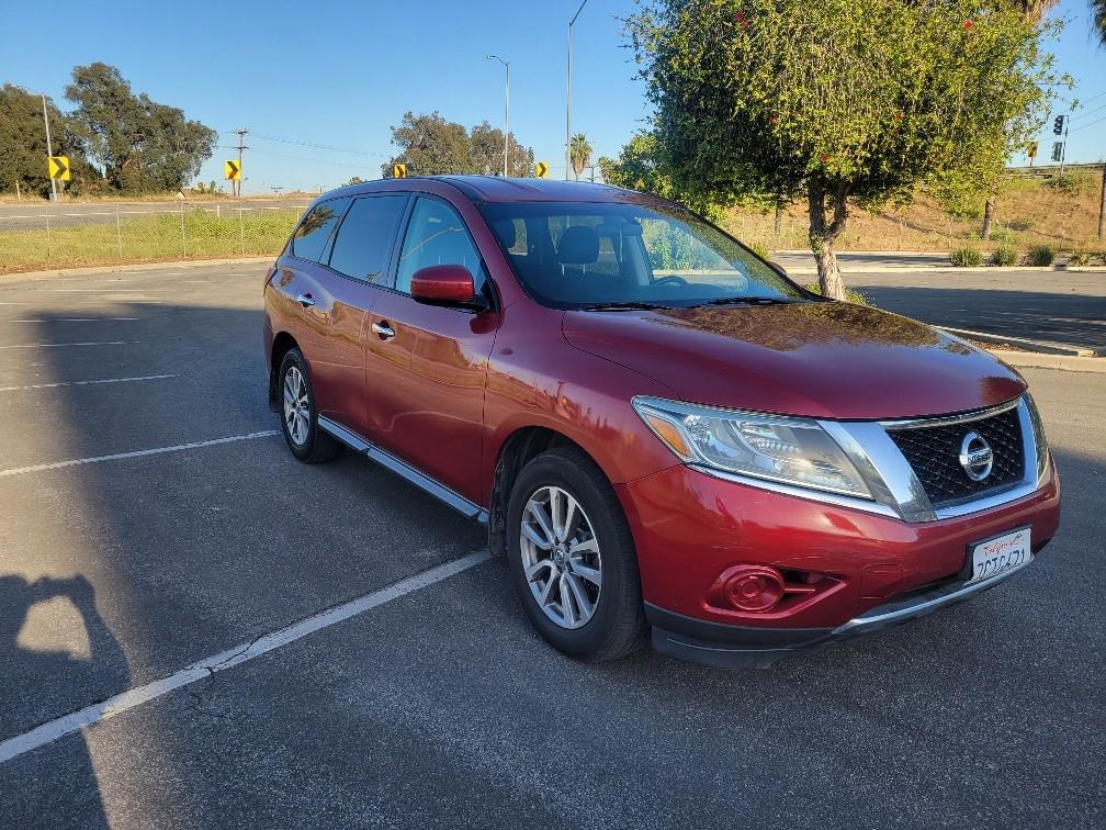 used 2014 Nissan Pathfinder car, priced at $5,499