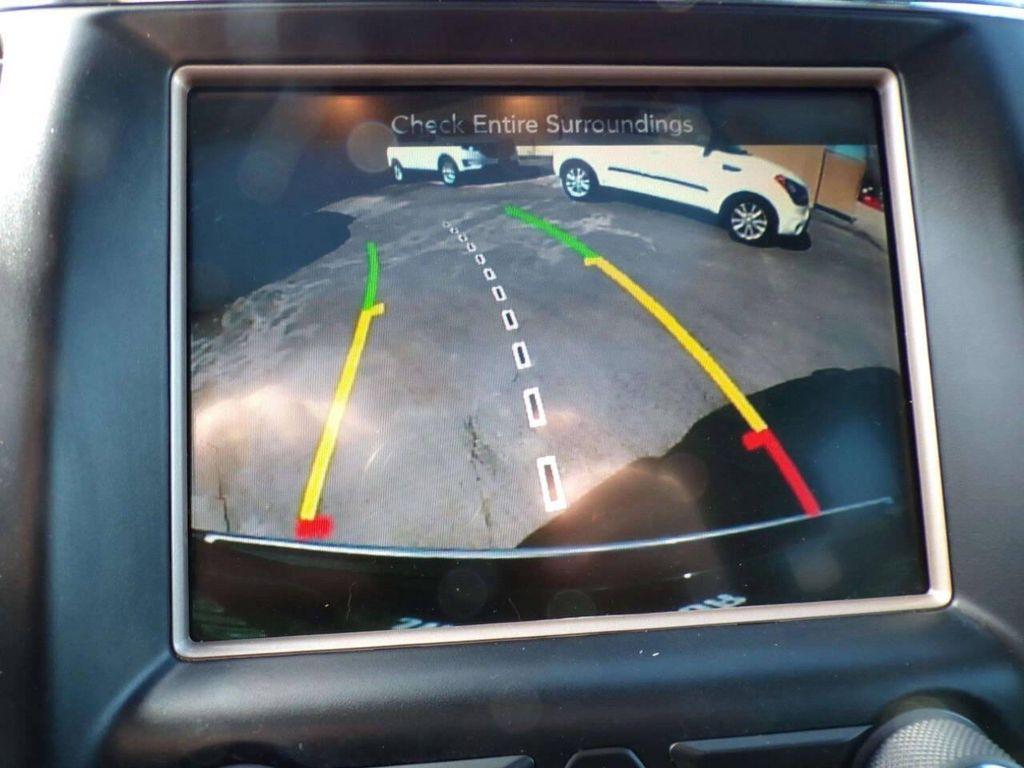 used 2016 Jeep Grand Cherokee car, priced at $15,750