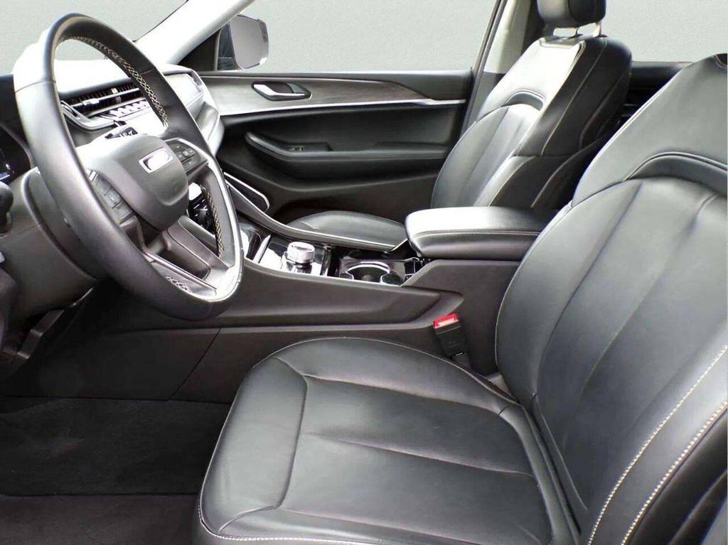 used 2022 Jeep Grand Cherokee car, priced at $23,980