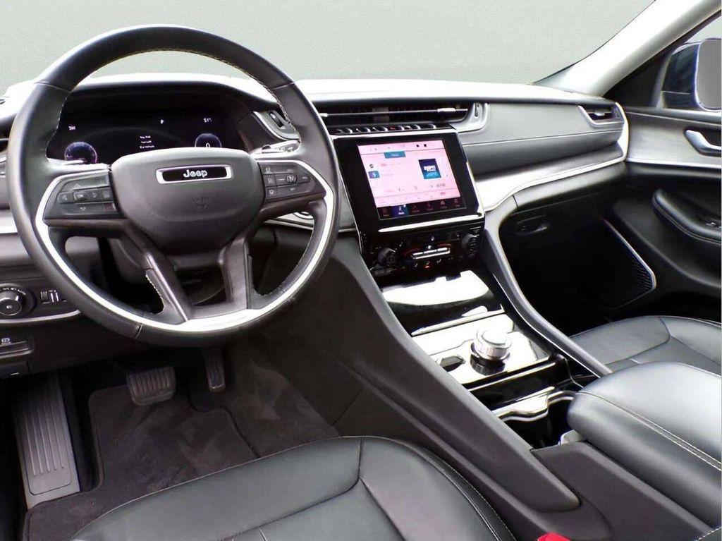 used 2022 Jeep Grand Cherokee car, priced at $23,980