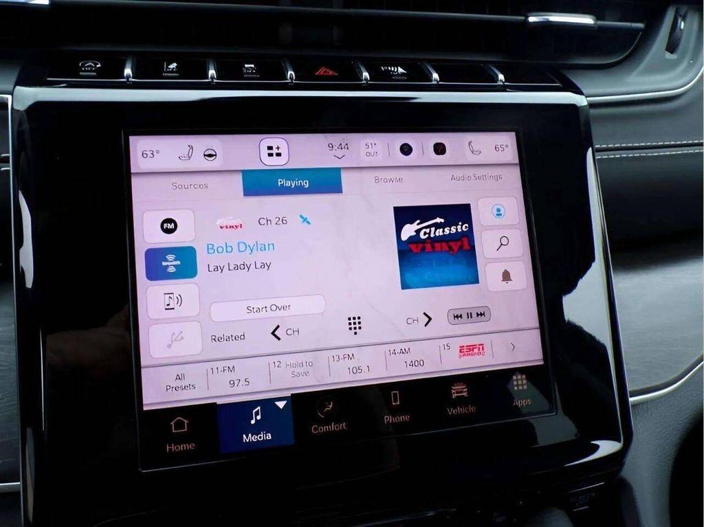 used 2022 Jeep Grand Cherokee car, priced at $23,980