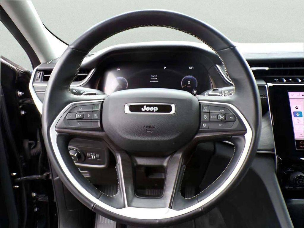 used 2022 Jeep Grand Cherokee car, priced at $23,980