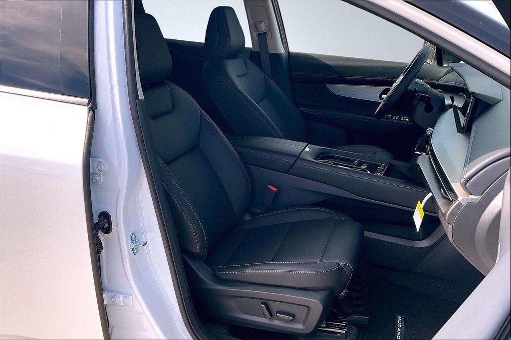 new 2025 Nissan Murano car, priced at $37,675