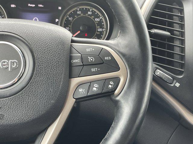 used 2014 Jeep Cherokee car, priced at $7,500