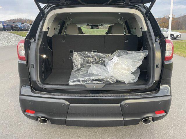 new 2025 Subaru Ascent car, priced at $39,528