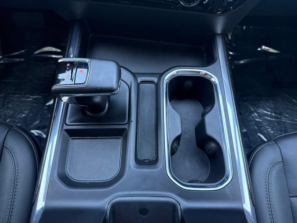 used 2024 Chevrolet Silverado 1500 car, priced at $49,990