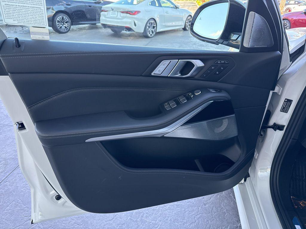 used 2021 BMW ALPINA XB7 car, priced at $79,990