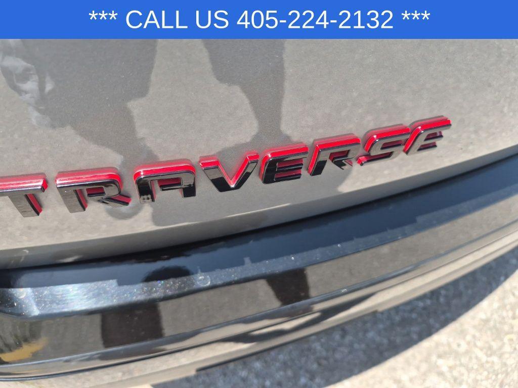 used 2023 Chevrolet Traverse car, priced at $38,477