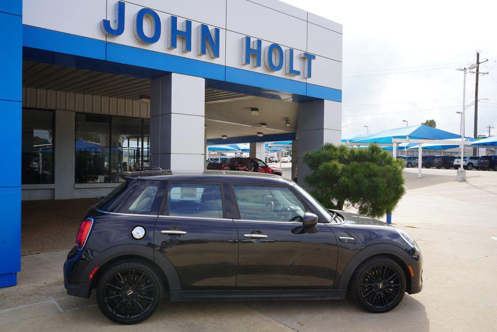 used 2024 MINI Hardtop car, priced at $22,800
