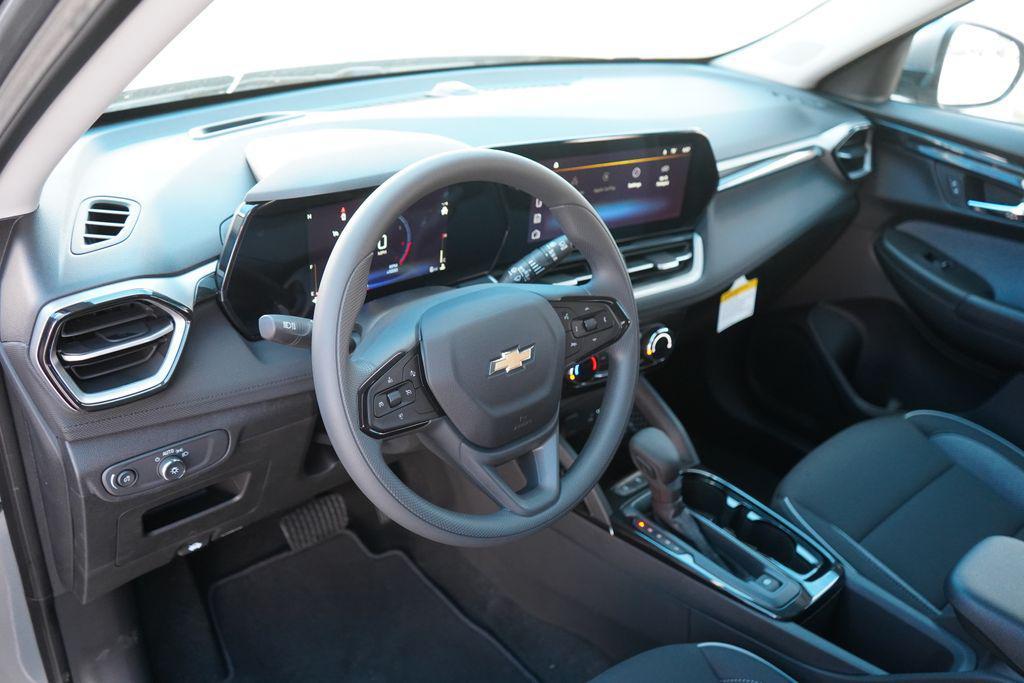 new 2026 Chevrolet TrailBlazer car, priced at $25,825
