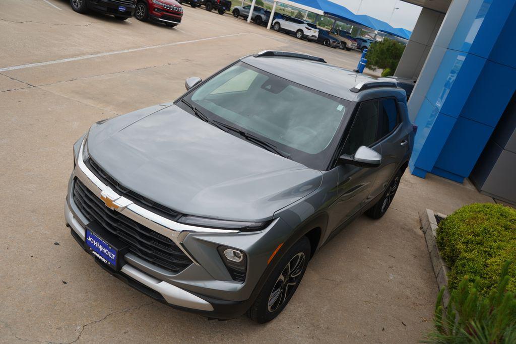 new 2026 Chevrolet TrailBlazer car, priced at $25,825