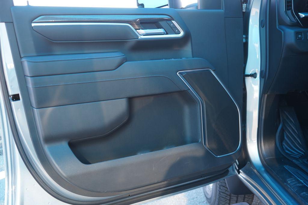 new 2026 Chevrolet Silverado 2500 car, priced at $72,657