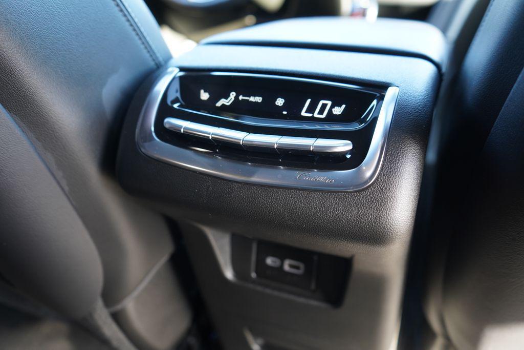 used 2024 Cadillac XT6 car, priced at $39,900