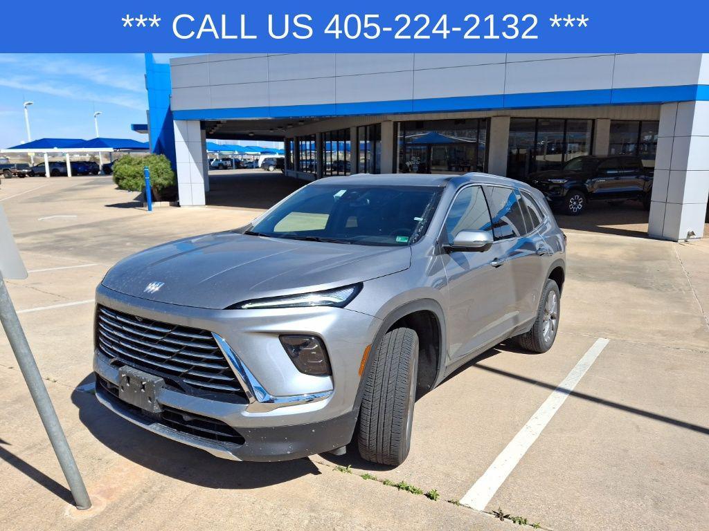 used 2025 Buick Enclave car, priced at $37,218