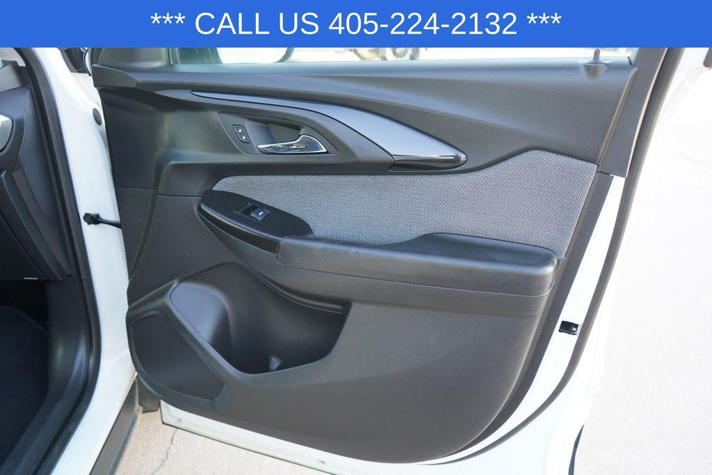 used 2023 Chevrolet TrailBlazer car, priced at $23,351
