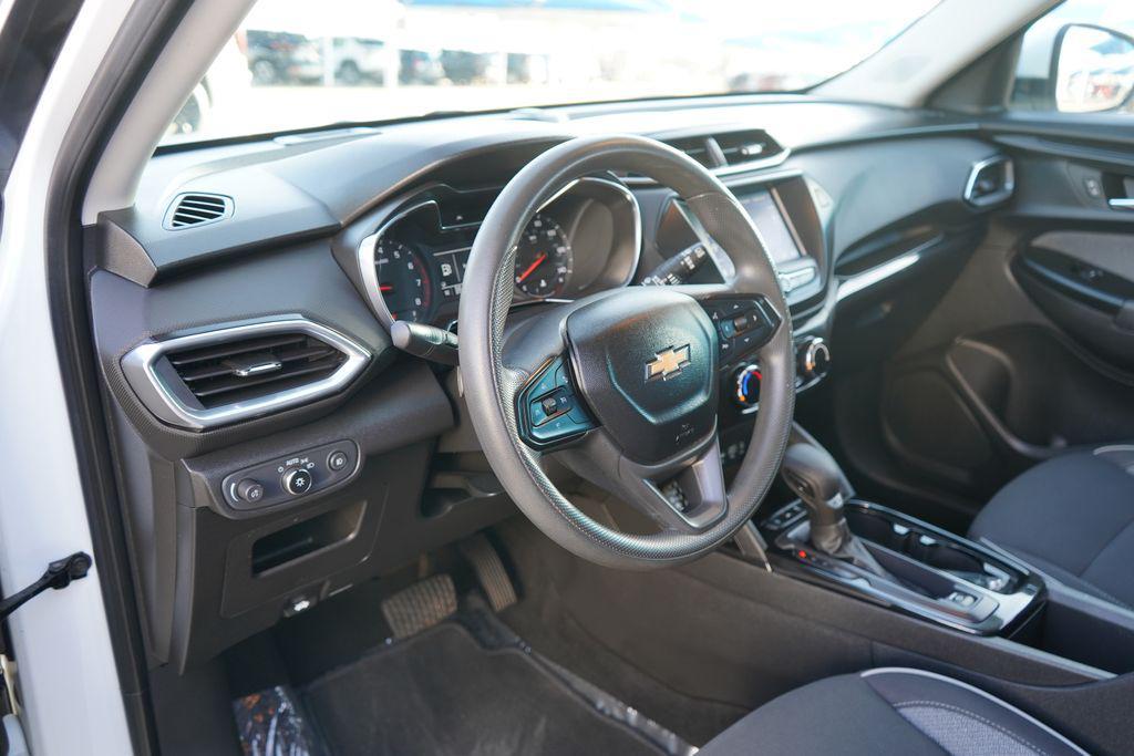 used 2023 Chevrolet TrailBlazer car, priced at $23,351