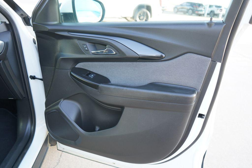 used 2023 Chevrolet TrailBlazer car, priced at $23,351