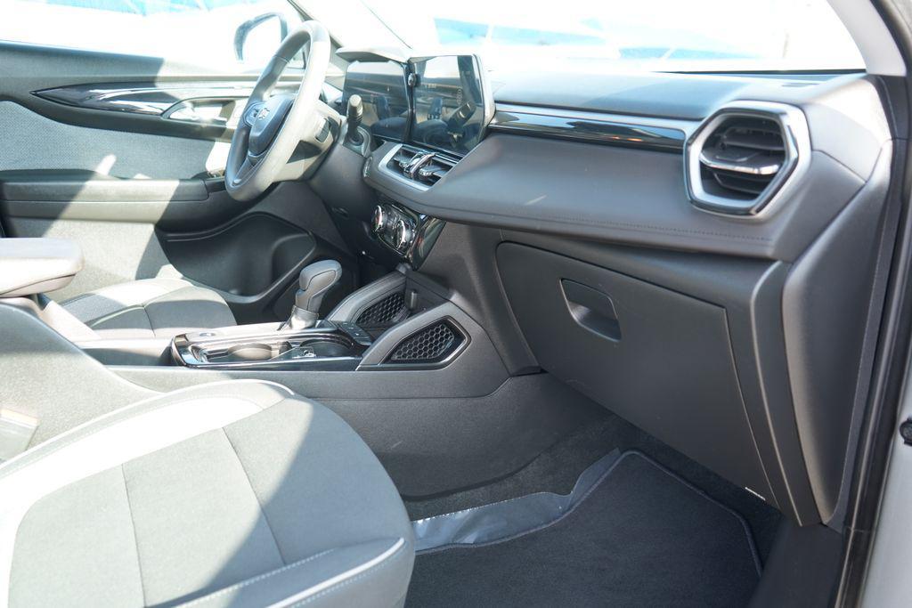 used 2024 Chevrolet TrailBlazer car, priced at $20,139
