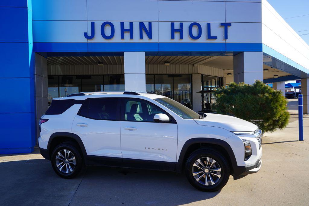 used 2025 Chevrolet Equinox car, priced at $25,879